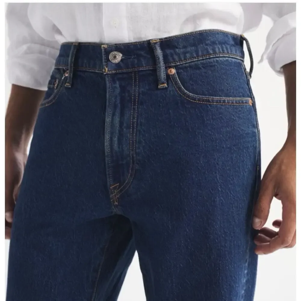 Abercrombie & Fitch High Rise 90s Straight Jean Dark Blue Size 31 Fits 35 NWT